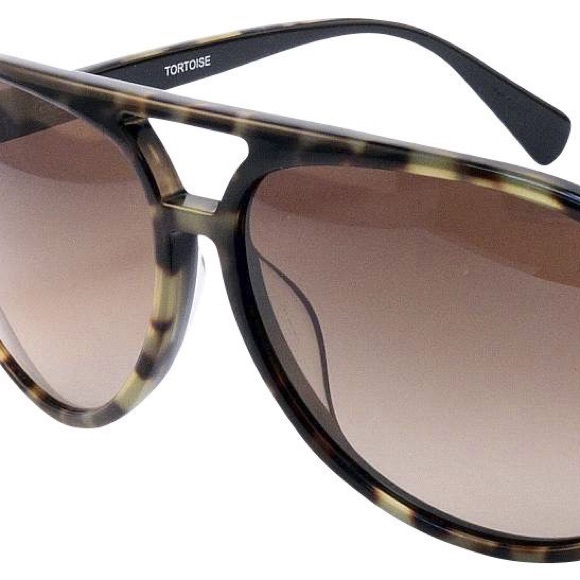 Coach Sunglasses - Brown Tortoise